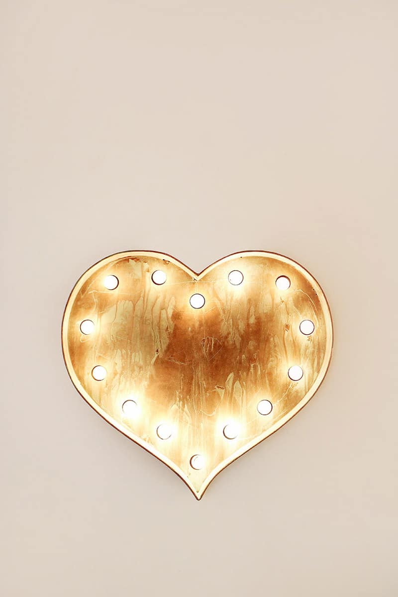 Image by <a class="text-p3" href="http://www.vla-photography.co.uk" target="_blank">VLA Photography</a>.