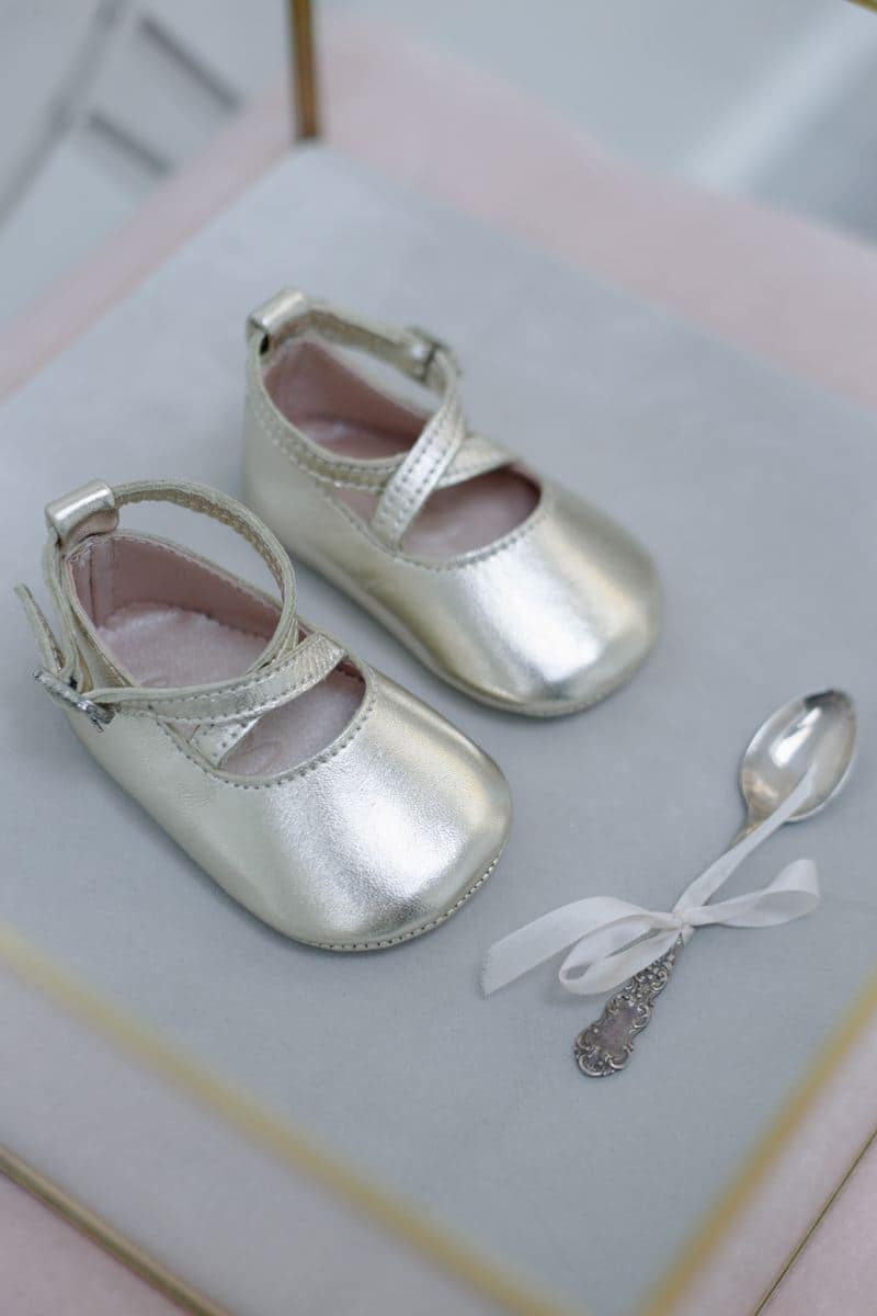 Image by <a class="text-p3" href="https://www.clairegraham.co" target="_blank">Claire Graham Photography</a>.