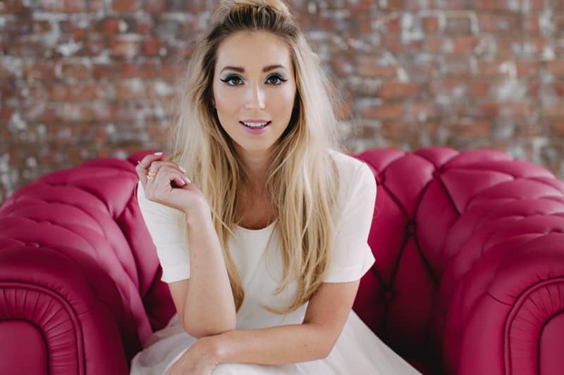 Image by <a class="text-p3" href="http://www.rebeccagoddardphotography.com" target="_blank">Rebecca Goddard Photography</a>.