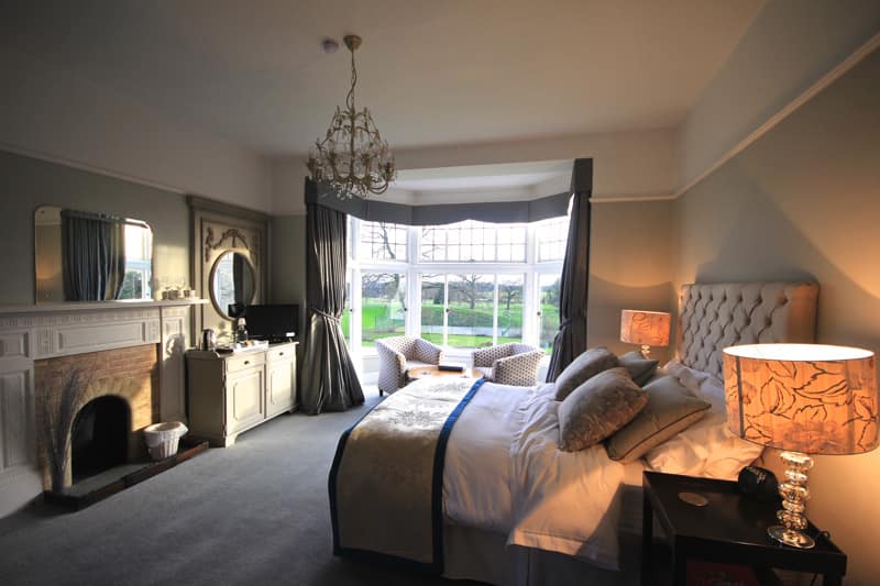 worcestershire-wedding-venue-laughern-hill-estate-coco-wedding-venues-08