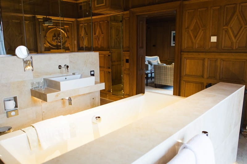 Image by <a class="text-p3" href="http://www.jadeosbornephotography.com" target="_blank">Jade Osborne Photography</a>.