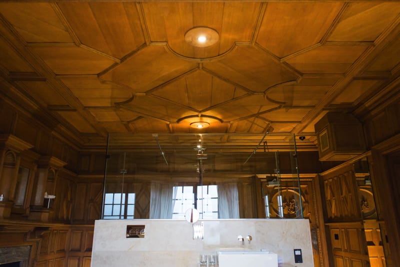 Image by <a class="text-p3" href="http://www.jadeosbornephotography.com" target="_blank">Jade Osborne Photography</a>.