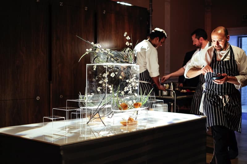 Image by <a class="text-p3" href="http://documentary-wedding.com" target="_blank">Andrew Billington Photography</a>.