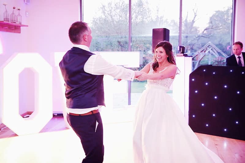 Image by <a class="text-p3" href="http://www.vla-photography.co.uk" target="_blank">VLA Photography</a>.