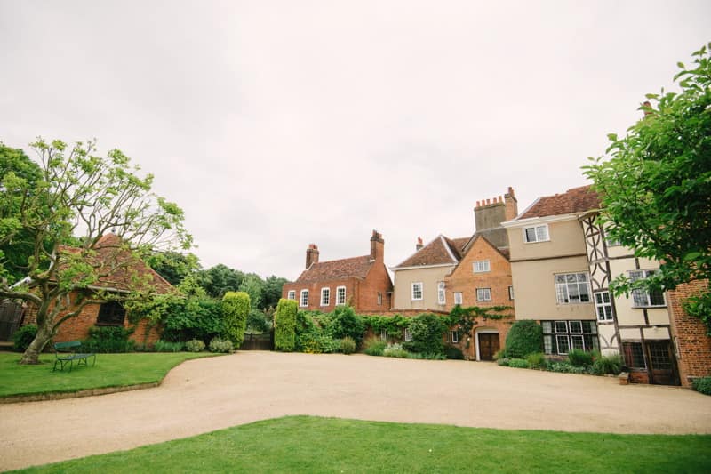 Image by <a class="text-p3" href="http://www.hannahduffy.com" target="_blank">Hannah Duffy Photography</a>.