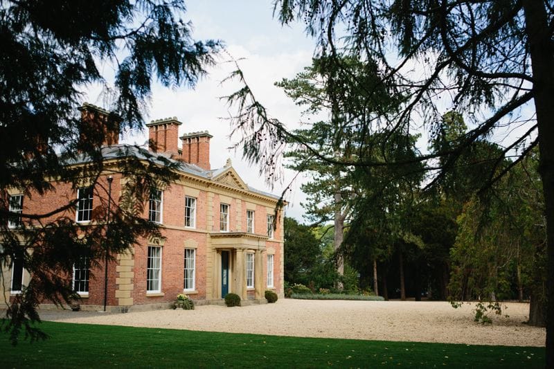 Image by <a class="text-p3" href="http://www.jadeosbornephotography.com" target="_blank">Jade Osborne Photography</a>.