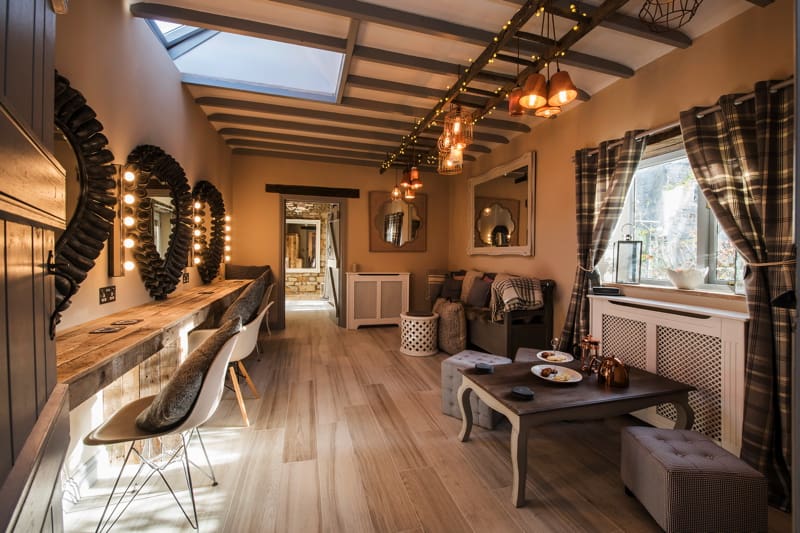 Image by <a class="text-p3" href="http://www.pwilletts.com" target="_blank">Paul Willetts Photography</a>.