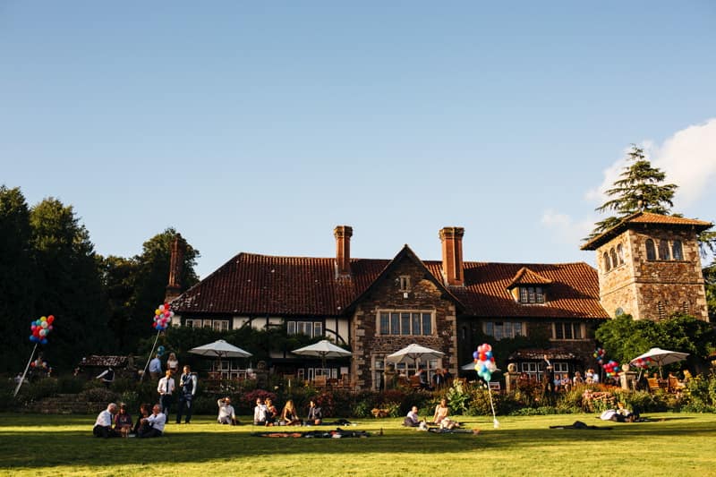 Image by <a class="text-p3" href="http://www.frecklephotography.co.uk" target="_blank">Freckle Photography</a>.