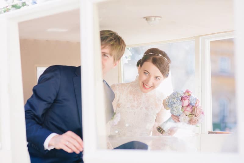 Image by <a class="text-p3" href="http://www.lisadawn.co.uk" target="_blank">Lisa Dawn</a>.