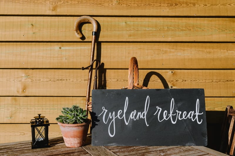 Image by <a class="text-p3" href="http://www.dynamicdogproductions.co.uk" target="_blank">Dynamic Dog Productions</a>.