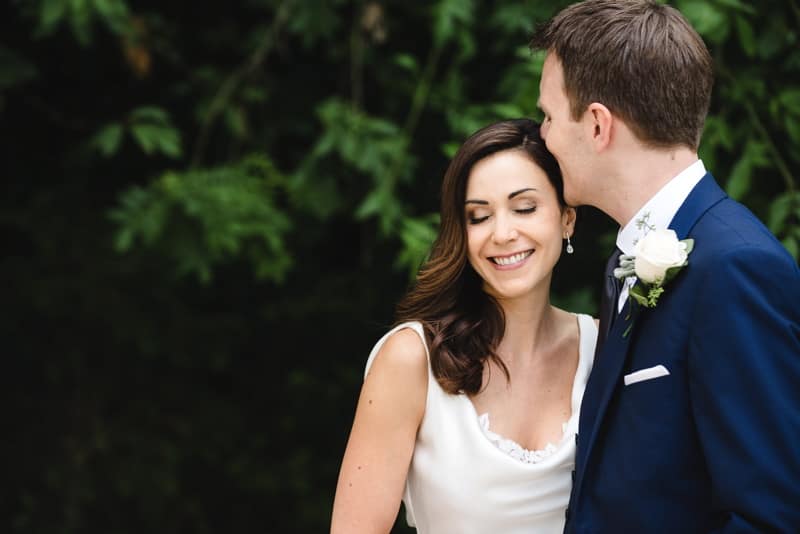 Image by <a class="text-p3" href="http://www.weddingsbynicolaandglen.com" target="_blank">www.weddingsbynicolaandglen.com</a>.