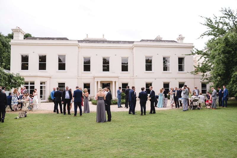 Image by <a class="text-p3" href="http://www.weddingsbynicolaandglen.com" target="_blank">www.weddingsbynicolaandglen.com</a>.