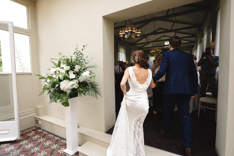 Image by <a class="text-p3" href="http://www.weddingsbynicolaandglen.com" target="_blank">www.weddingsbynicolaandglen.com</a>.