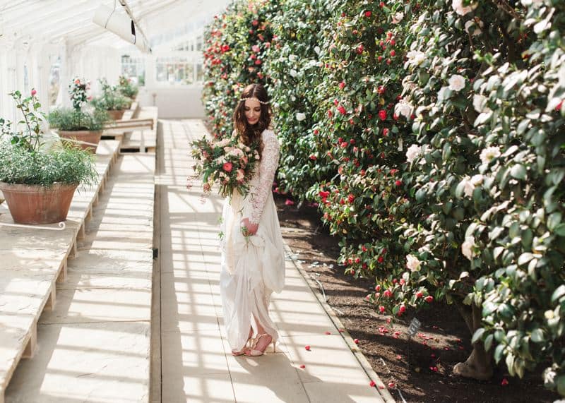 Image by <a class="text-p3" href="http://www.katenielen.com" target="_blank">Kate Nielen Photography</a>.