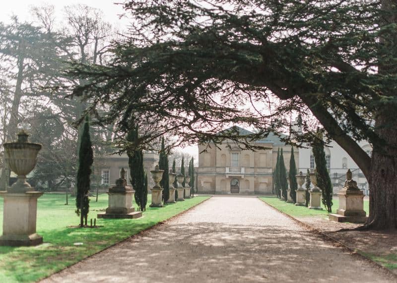 Image by <a class="text-p3" href="http://www.katenielen.com" target="_blank">Kate Nielen Photography</a>.