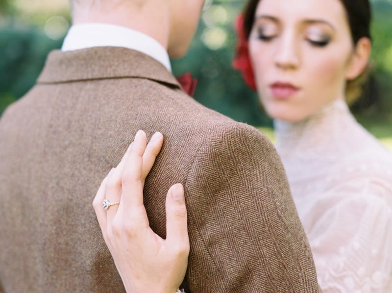 Image by <a class="text-p3" href="http://www.veronalain.com" target="_blank">Verona Lain Photography</a>.