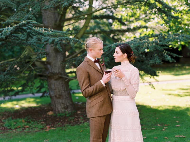 Image by <a class="text-p3" href="http://www.veronalain.com" target="_blank">Verona Lain Photography</a>.