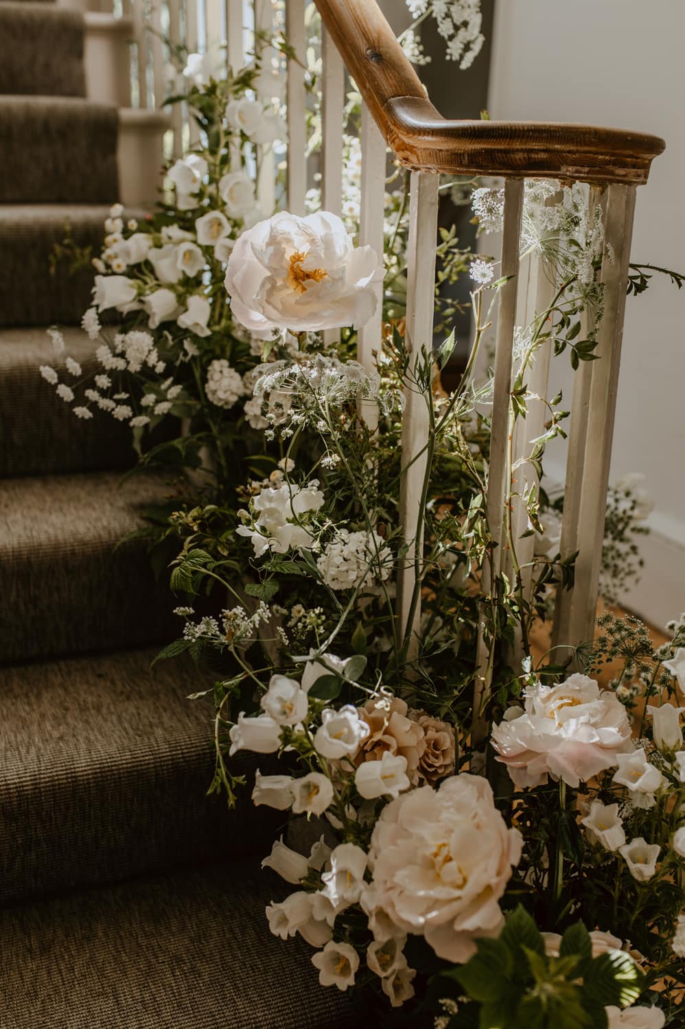 Image by <a class="text-p3" href="https://lyraandmoth.co.uk" target="_blank">Lyra & Moth</a>.