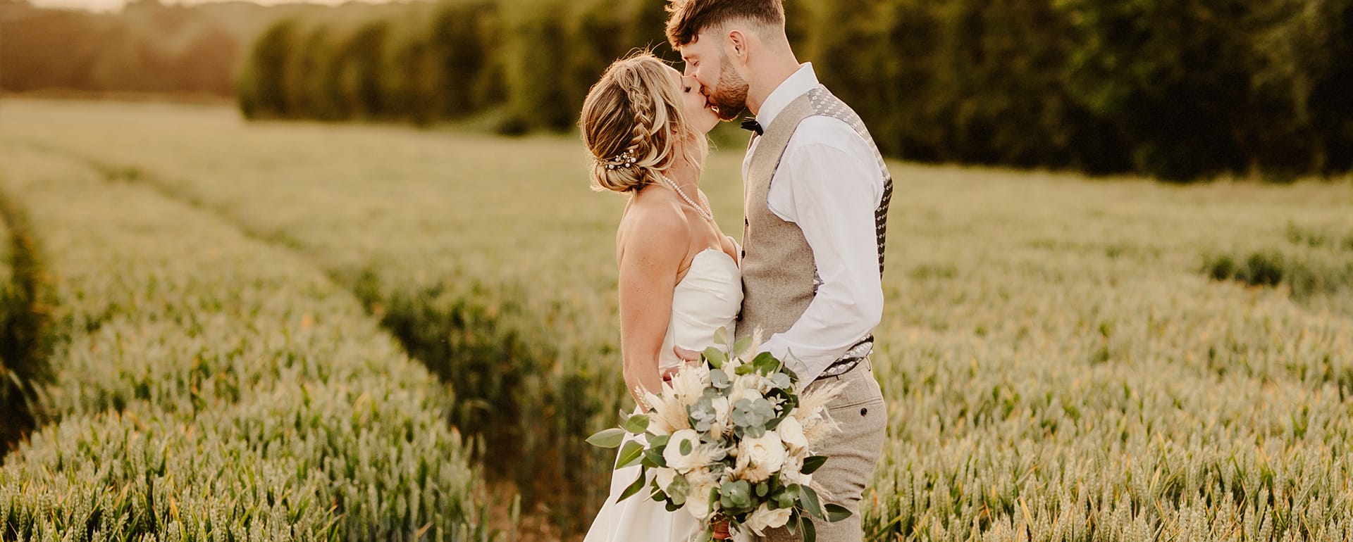 Charlotte & Nathan: A Relaxed and Romantic Wedding at The Old Kent Barn