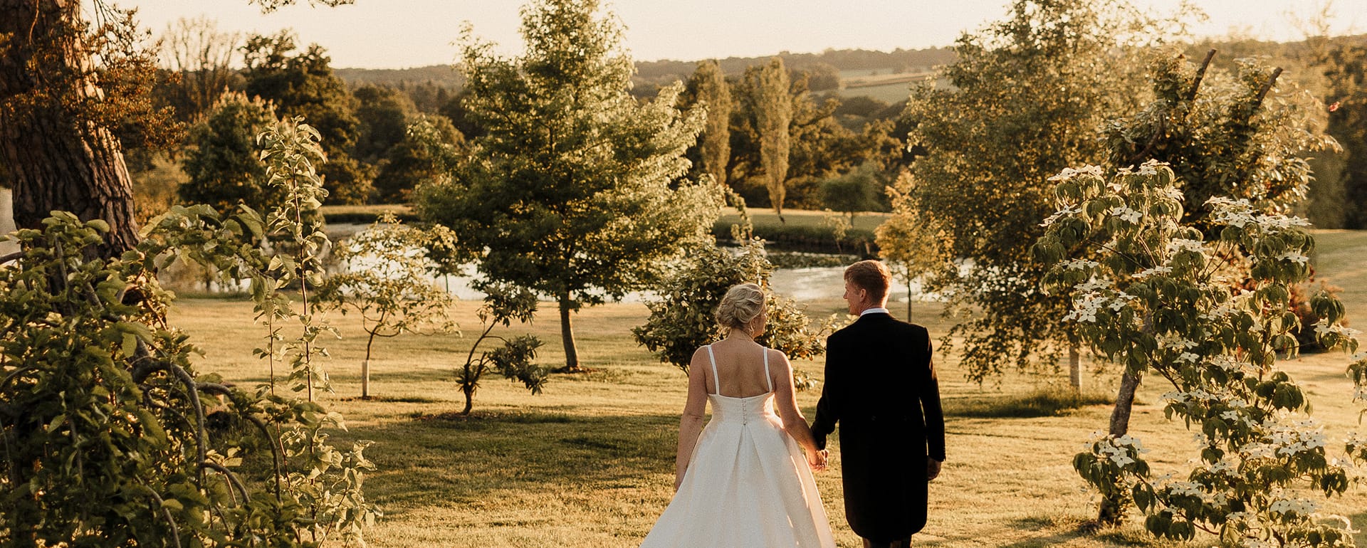 Georgina & Jonathan: An Elegant English Countryside Wedding at Greentrees Estate