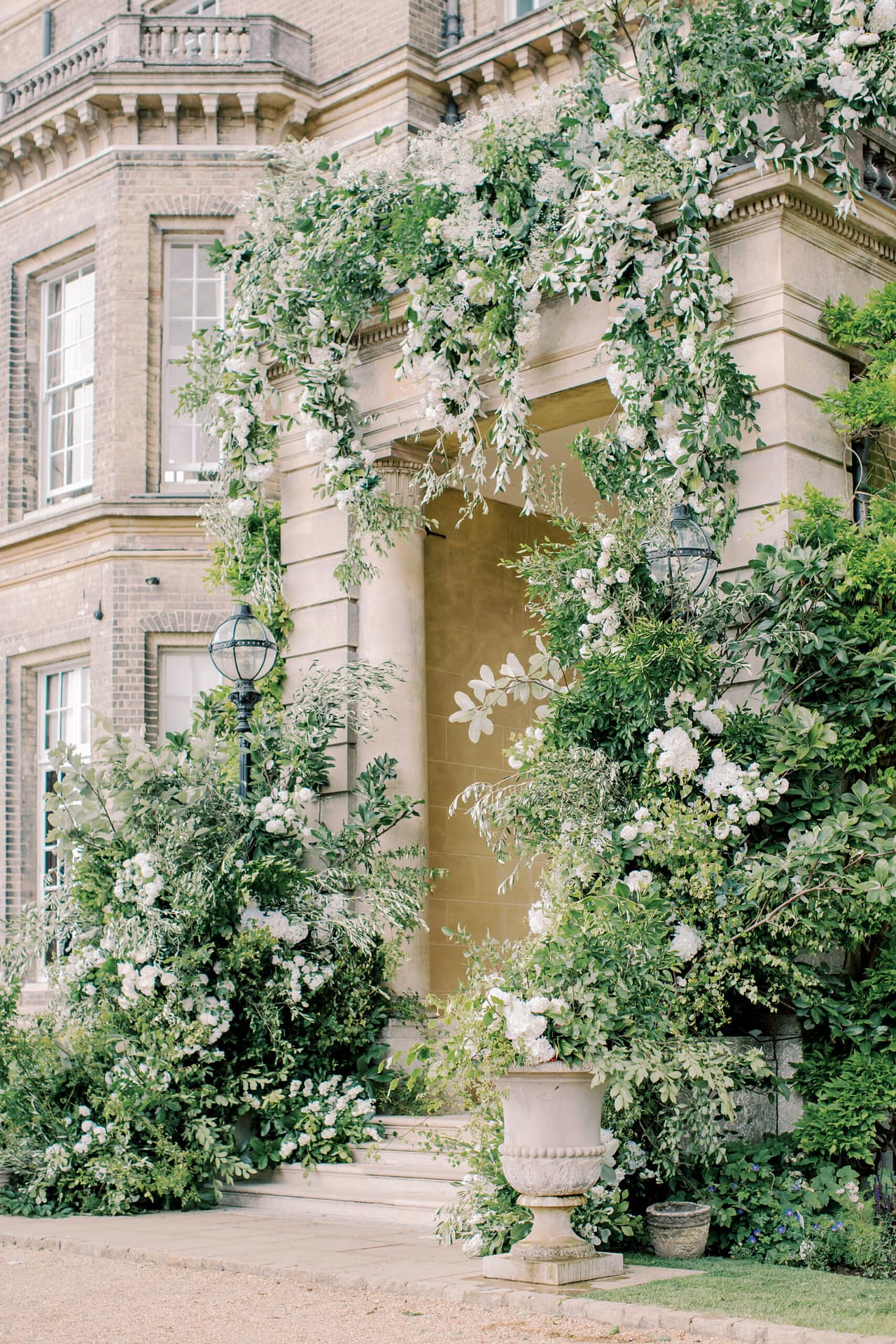 Inside this Iconic Buckinghamshire Wedding Venue – Specially Crafted for UK Daughters Brides-to-Be