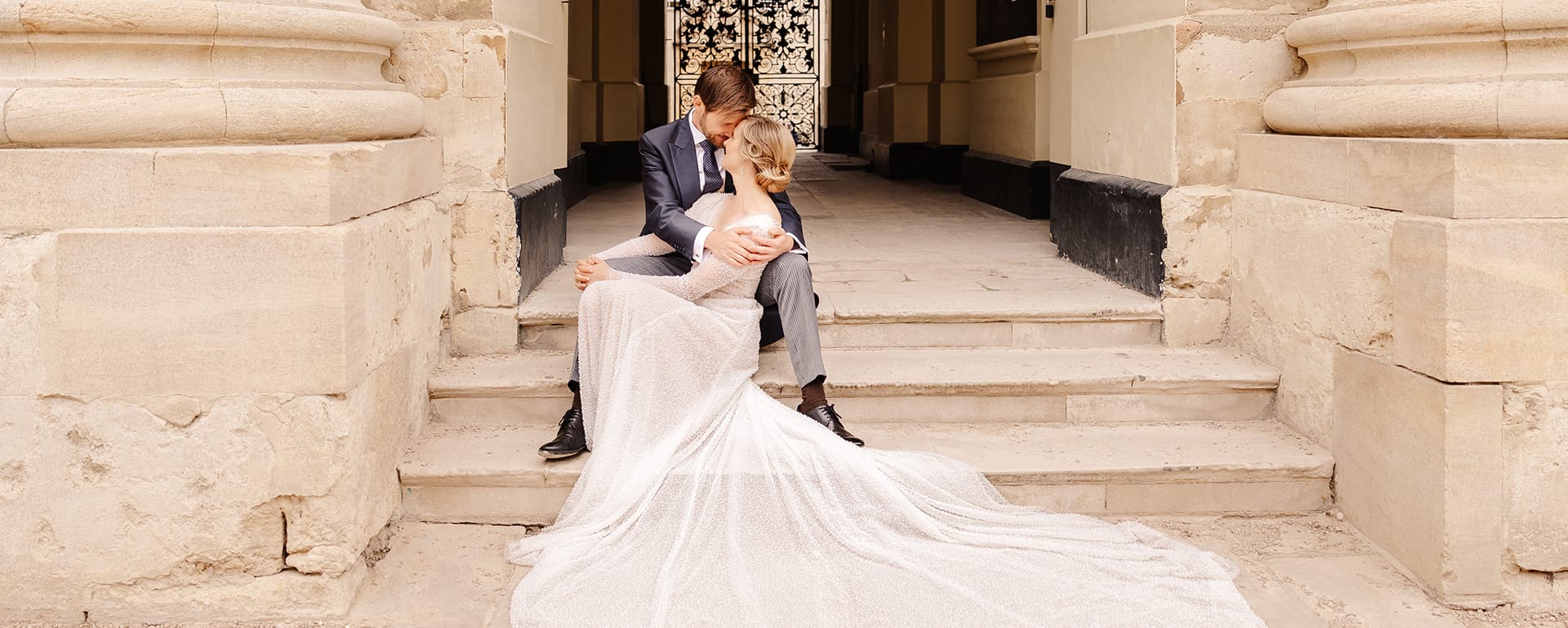 Erin & James: A Wedding in the City at The Bodleian Libraries