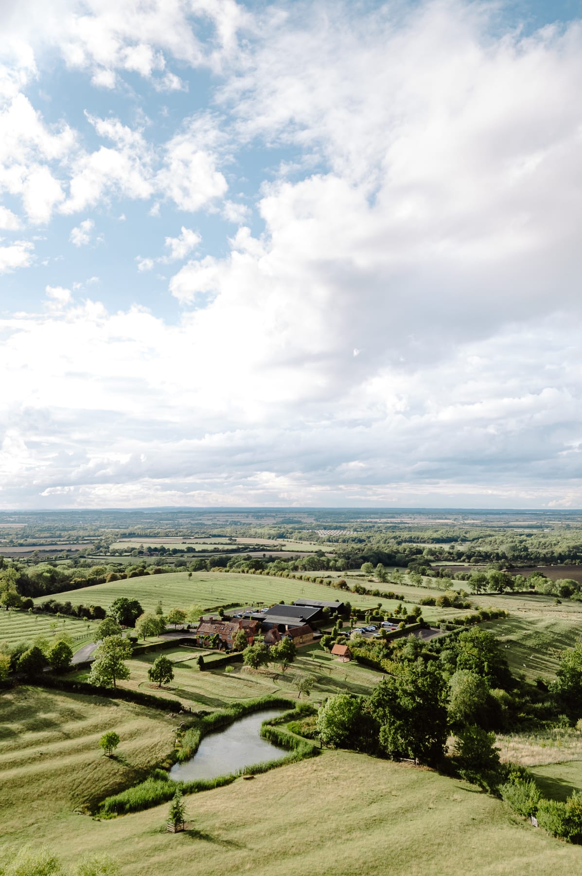 Primrose Hill Farm | A Contemporary Barn Venue in Oxfordshire – Specially Crafted for UK Daughters Brides-to-Be