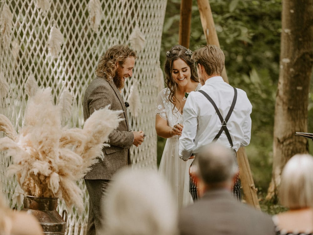 wild-bohemian-wedding-at-teybrook-orchard-essex-9