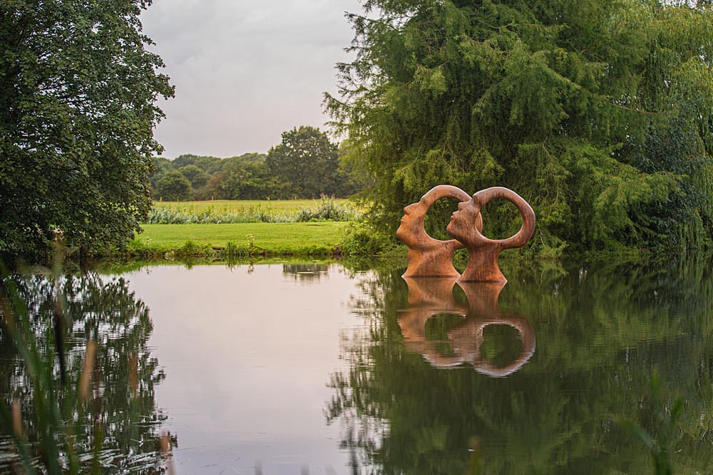 Image courtesy of Sculpture by the Lakes.