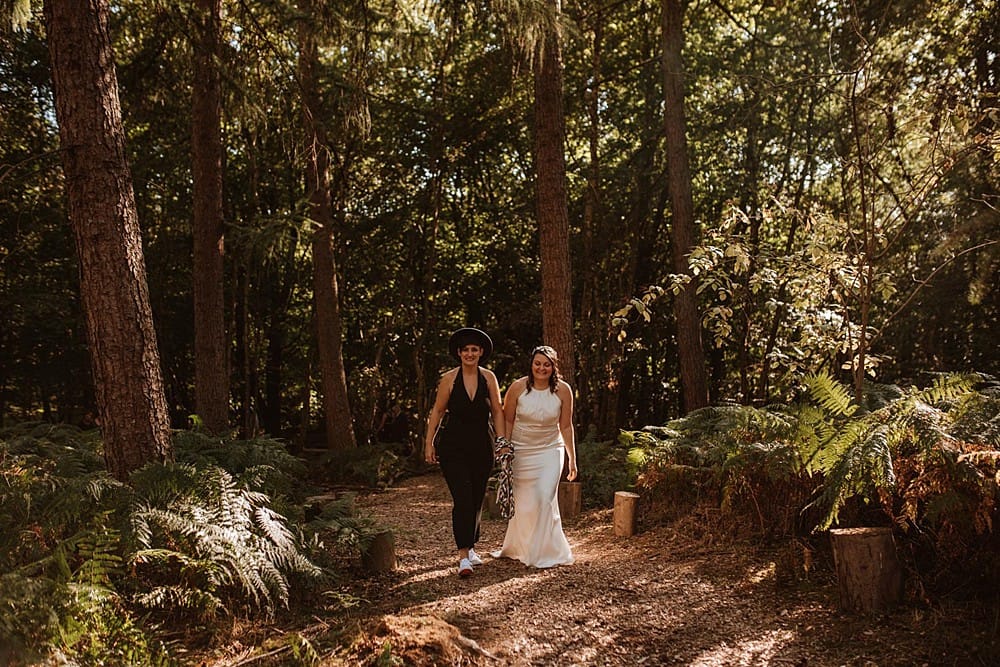 Image by <a class="text-taupe-100" href="https://www.taylorhughesphotography.com" target="_blank">Taylor Hughes Photography</a>.