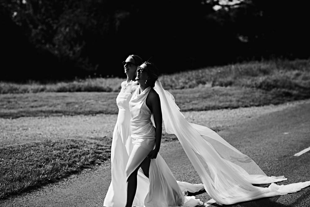 Image by <a class="text-taupe-100" href="https://www.leoweddings.com" target="_blank">Leo Weddings</a>.
