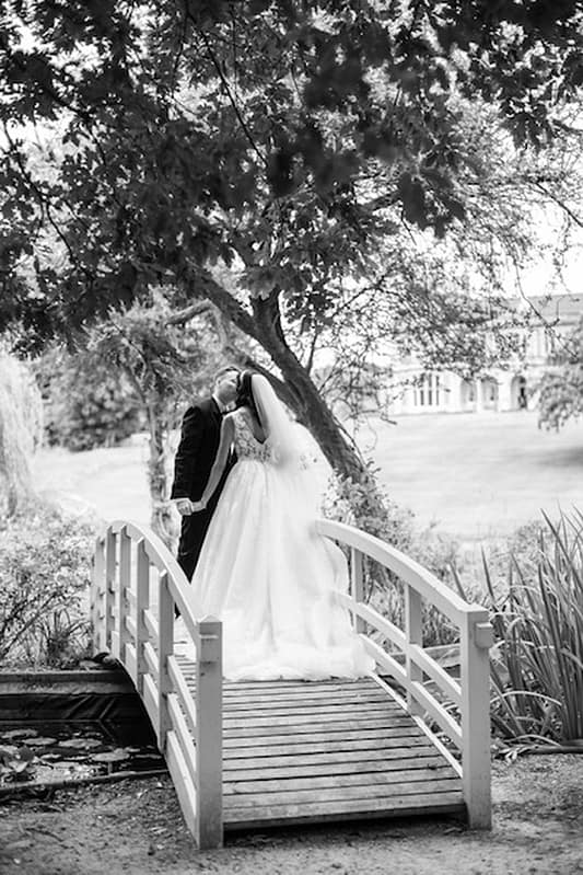 Image by <a class="text-taupe-100" href="http://christinasarah.com" target="_blank">Christina Sarah Photography</a>.