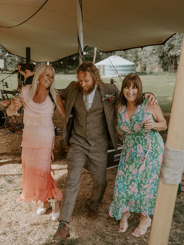 wild-bohemian-wedding-at-teybrook-orchard-essex-18