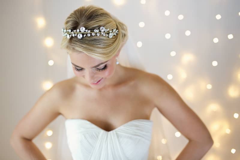 bridal-accessories-wedding-inspiration-coco-wedding-venues-victoria-fergusson-bridal-accessories-Antheia headdress full £255. Aurora earrings £42. VFA