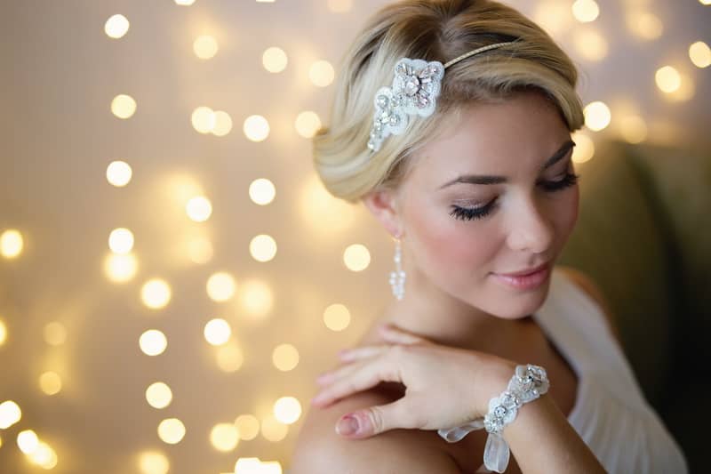 bridal-accessories-wedding-inspiration-coco-wedding-venues-victoria-fergusson-bridal-accessories-Diadem petite £195. Goddess earrings £75. Diadem bracelet £175. VFA