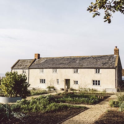 River Cottage | <a class="text-taupe-100" href="http://www.rebeccagoddardphotography.com" target="_blank">Rebecca Goddard Photography</a>.